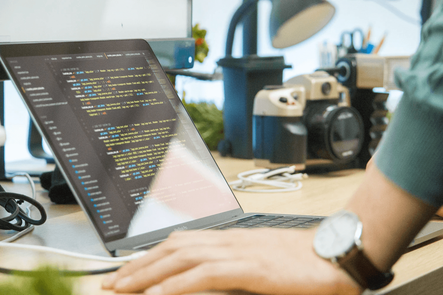 6 Reasons to Learn R for Data Science