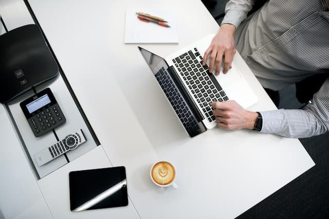How HR is Being Used in Payroll Systems: 4 Examples